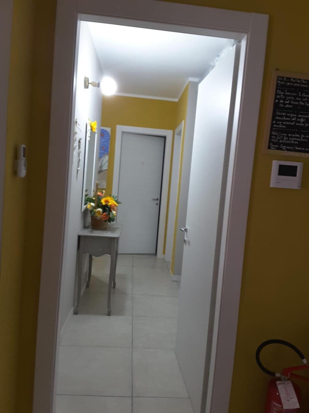 Lucrece Holiday Apartment Turín Exterior foto